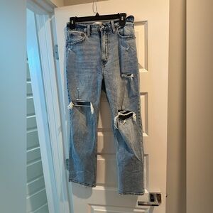 A&F denim size 28 w holes